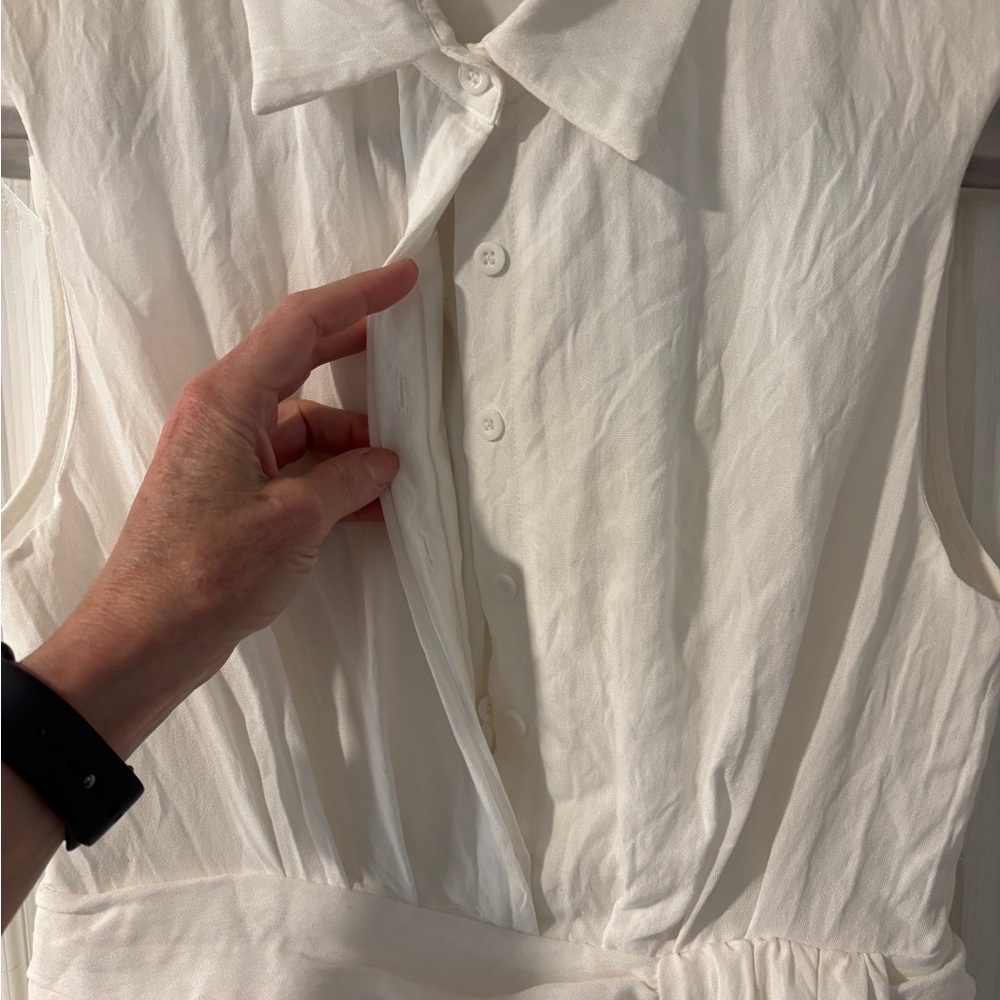 DO+BE White Sleeveless Faux Crossover Mini Dress (fits like a S) - Picture 3 of 12